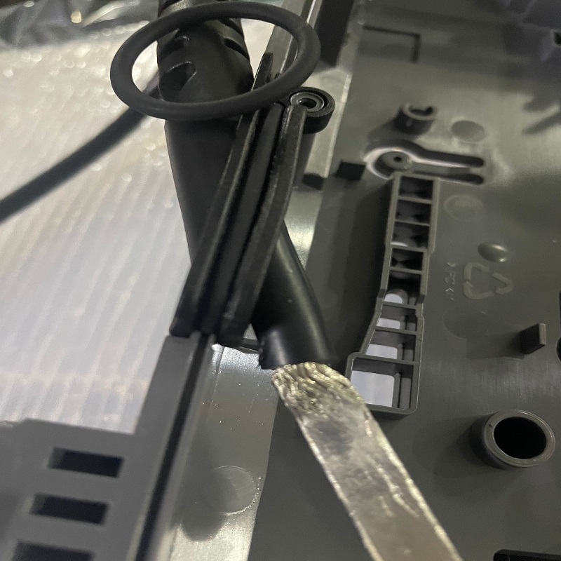 汽車(chē)啓動電(diàn)源矽膠防水圈的特性