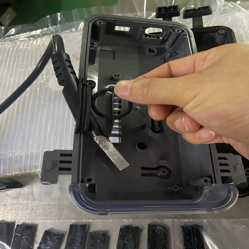汽車(chē)啓動電(diàn)源矽膠防水圈的特性