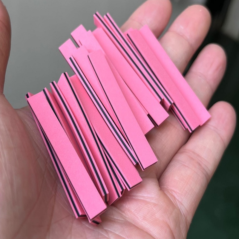 矽膠斑馬條紅黑相間導電(diàn)斑馬條LED導電(diàn)膠